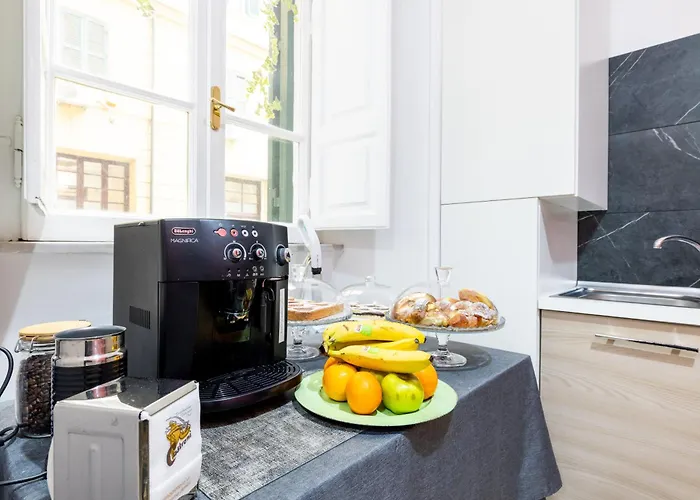 לינה וארוחת בוקר Domus Castroni Scipioni רומא